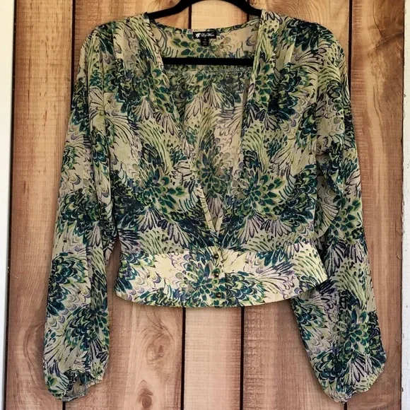 Lily White Long Sleeve Blouse - Picture 2 of 4